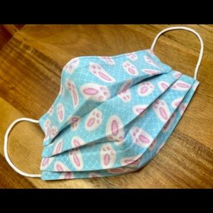 Hoppy Feet Easter Cotton Pleated Face Mask